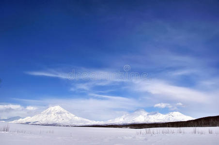 冻结 美女 圣诞节 美丽的 攀登 小山 一月 早晨 全景图