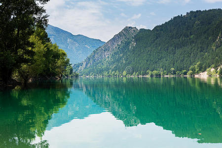 高山湖泊