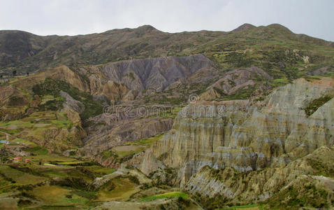 绿色的山谷图片