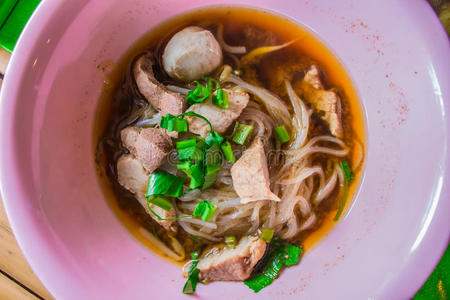 墙纸 蔬菜 木材 猪肉 亚洲 食物 面条 桌子 特写镜头