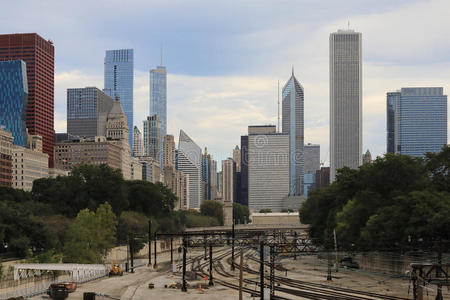 真实的 芝加哥 商业 城市 地标 开车 建筑 旅游业 摩天大楼
