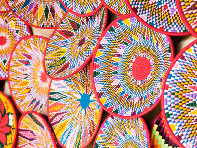 埃塞俄比亚手工制作的哈贝沙篮子在埃塞俄比亚的Axum出售。