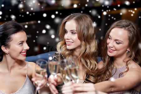 酒吧 夜总会 单身汉 十二月 女孩 假期 香槟 奢侈 饮酒