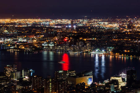 纽约哈德逊河夜景