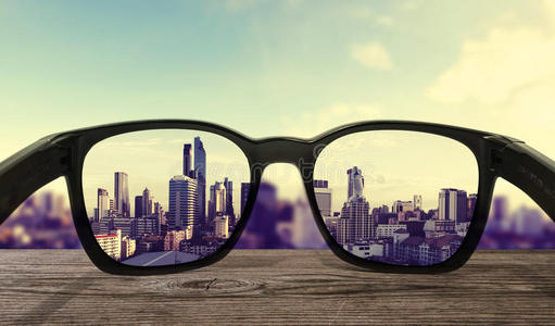 玻璃杯 商业 眼镜 书桌 透视图 复制 眼睛 城市 视力
