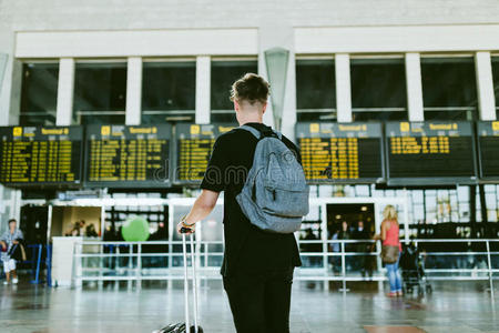 航班 生活 航空公司 企业家 到达 商人 国外 到了 机场