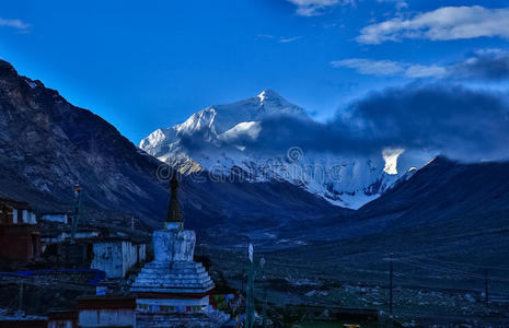 最高 世界 珠穆朗玛峰 西藏 攀登 瓷器 领土