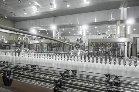 工厂玻璃瓶图片