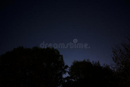 星座 宇宙 自然 满的 美丽的 明星 轮廓 城市 墙纸 天文学