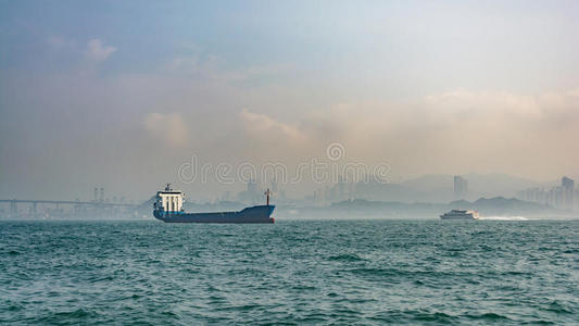香港海上货船