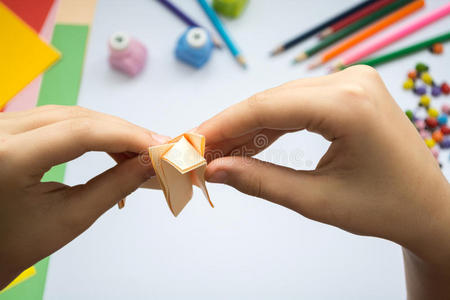 儿童做大象折纸图片