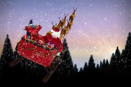 圣诞老人乘坐雪橇的高角度视图的复合图像