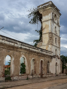 安哥拉的教堂被长期内战摧毁