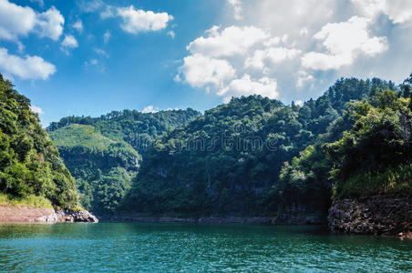 生态学 亚洲 美丽的 反射 风景 夏天 天空 环境 美女