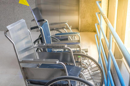 检查 椅子 医院 装置 损害 寄宿 帮助 走廊 医学 残疾
