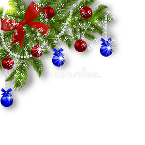 圣诞卡。 一棵圣诞树的绿色枝条，白色背景上有蓝色红色的球和丝带。 街角