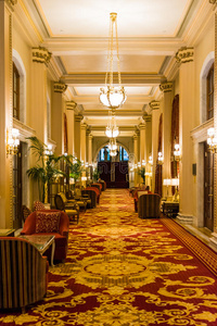 优雅豪华的走廊，高档Ritsy酒店地毯灯I