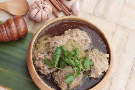 香料 茴香 热的 食物 瓷器 草本植物 胡椒粉 肉桂色 美味的