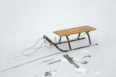 空的 寒冷的 圣诞节 滑动 古老的 娱乐 雪橇 威特 习惯于