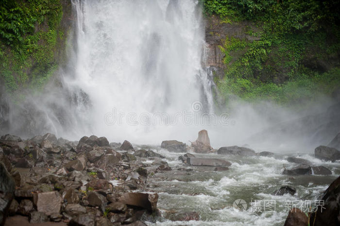 巴厘岛瀑布，塞库普尔瀑布，巴厘岛