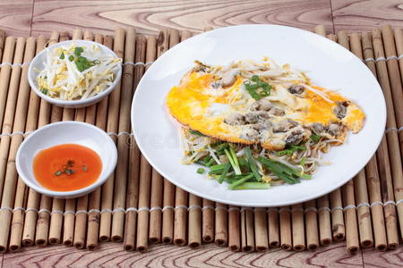 牡蛎 中国人 烹饪 厨师 柠檬 油炸 煎蛋卷 食物 亚洲