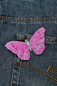 用皱纹纸做蝴蝶图片