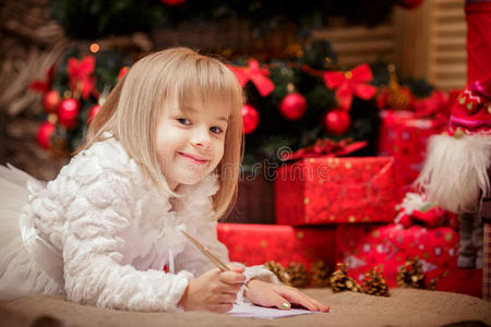 美丽的 准备 闲暇 帽子 圣诞节 小孩 纸张 面对 可爱的