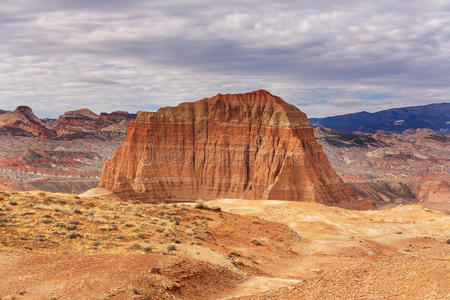 峡谷地带图片-峡谷地带素材-峡谷地带插画-摄图新视界