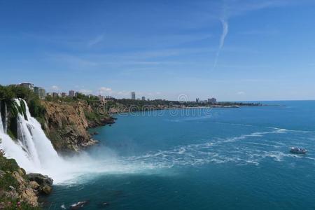 杜登 船舶 求助 假日 美女 落下 风景 岩石 泡沫 地中海