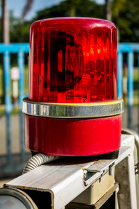 交通安全警示图片-交通安全警示素材-交通安全警示插画-摄图新视界