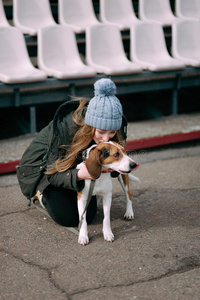 朋友 宠物 家庭 犬科动物 闪耀 苏格兰 女孩 乐趣 动物