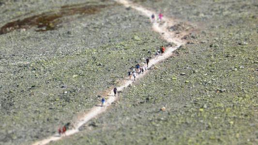 步行 长的 徒步旅行 旅行 山民 岩石