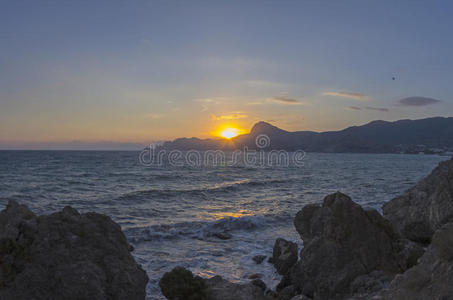 阳光 轮廓 阴影 山坡 太阳 海岸 傍晚 克里米亚 场景