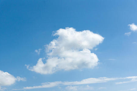 形象 天空 阳光 中间 云景 气象学 积云 范围 颜色 美女