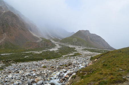 俄罗斯 沙漠 高地 阿尔卑斯山 草地 岩石 巨石 危险的