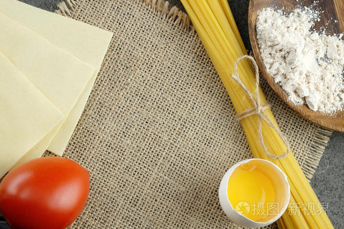 烹饪意大利面食的基本原料
