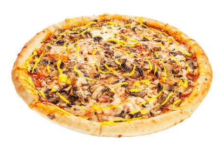 美味的经典意大利比萨饼，辛辣的鸡肉，蘑菇和奶酪。