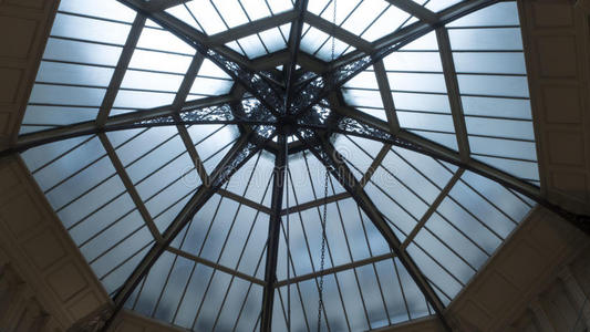 圆顶的天花板图片