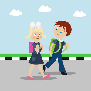 带背包或公文包的女孩和男孩要去上学。 满意的孩子