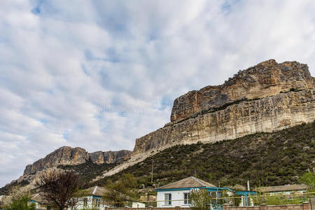 小山 阳光 自然 悬崖 风景 颜色 天空 建筑 高的 岩石