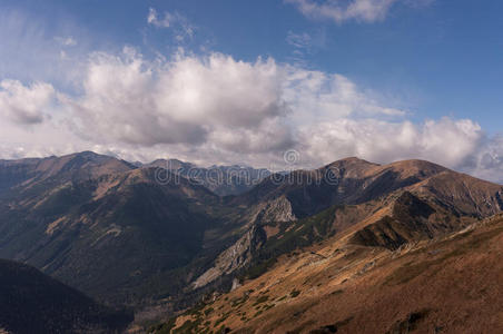 徒步旅行 秋天 高的 风景 高峰 自然 石头 旅游业 鞑靼