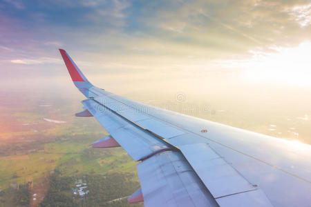 喷气式飞机 玻璃 客机 飞行 飞机 权力 航空公司 地平线