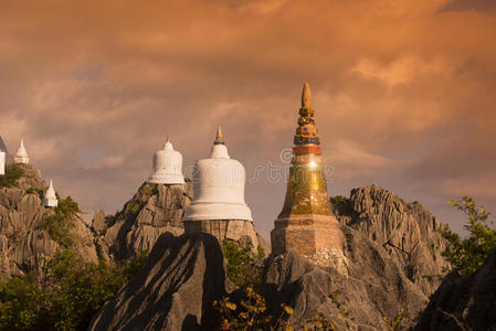 宗教 普乌 泰语 宝塔 亚洲 佛塔 风景 寺庙 自然 瓦特
