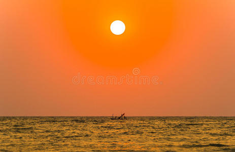 美丽的 卡伯特 早晨 海景 海岸 岩石 反射 自然 美女