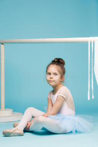 芭蕾舞演员 白种人 连衣裙 艺术 美好的 可爱的 宝贝 女孩
