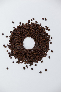 咖啡豆形成甜甜圈