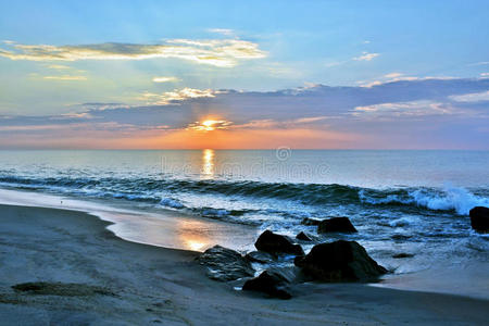 海滨 风景 岩石 公司 美丽的 自然 海岸 反射 防波堤