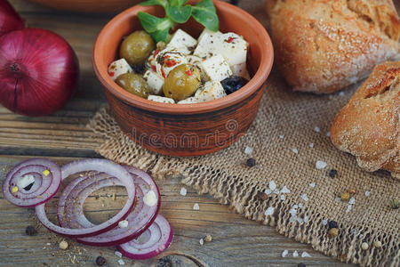 饮食 午餐 奶酪 生菜 健康 美味的 晚餐 希腊 橄榄 食物