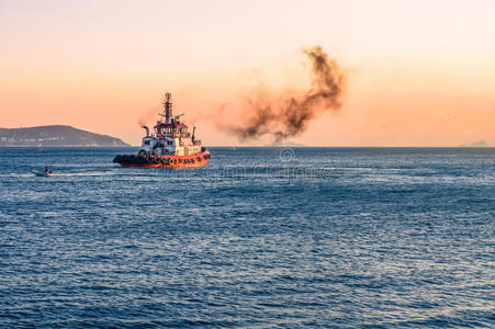 海岸警卫队船图片-海岸警卫队船素材-海岸警卫队船插画-摄图新视界