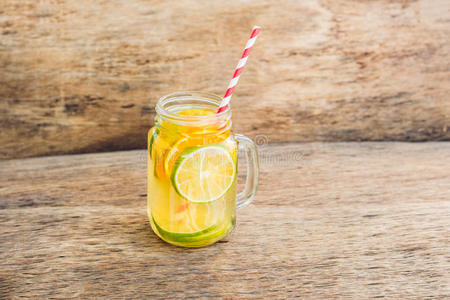 酒精 水果 玻璃 饮料 边境 食物 自然 柠檬 柑橘 石灰